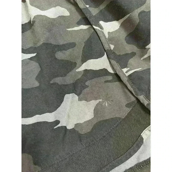 Athleta Mesh Racer Run Short 4" Women's Black Camo Print Lined Size S - Picture 5 of 10